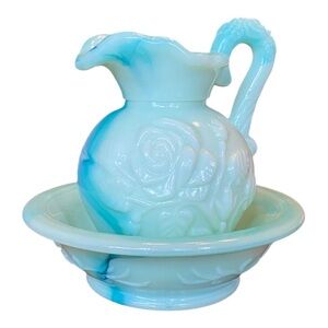 Vintage 1970 Avon Jadeite Milk Glass 2 piece bath set. Collectors item